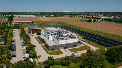 Centre for Method Development – CMD with a solar panel system in Barleben (c) Jana Dünnhaupt, University of Magdeburg